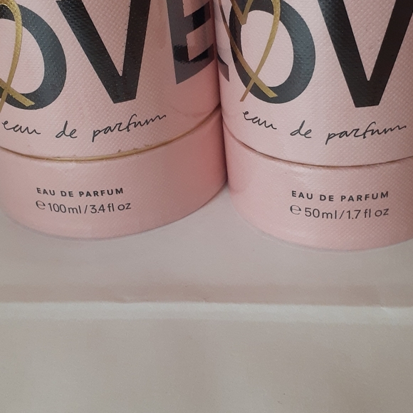 2 Victoria secret love  set - Picture 5 of 5